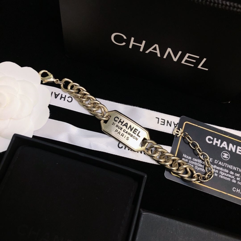 Ch**el necklaces